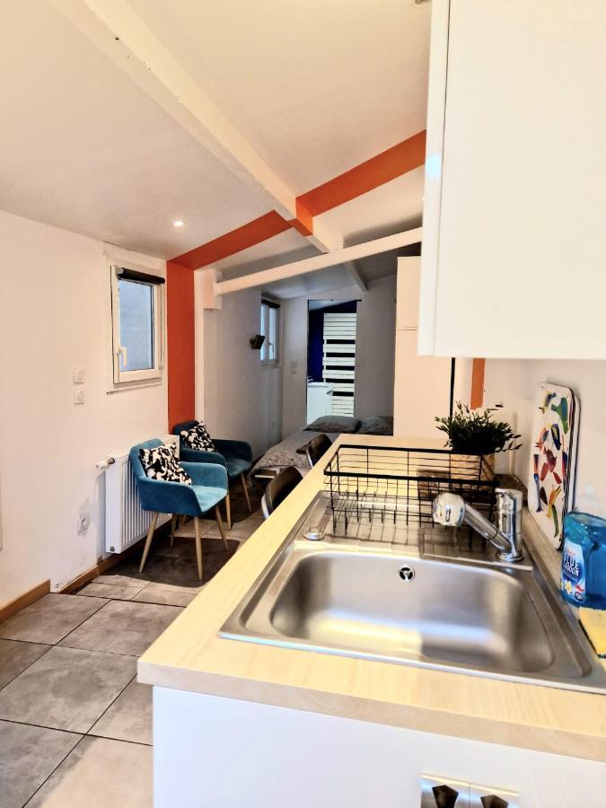 Petit Avec Terrasse *